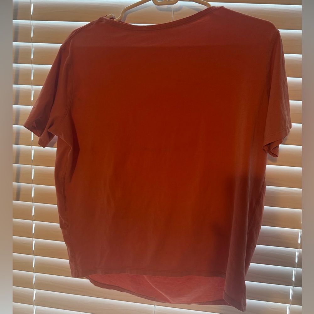 Lululemon active top